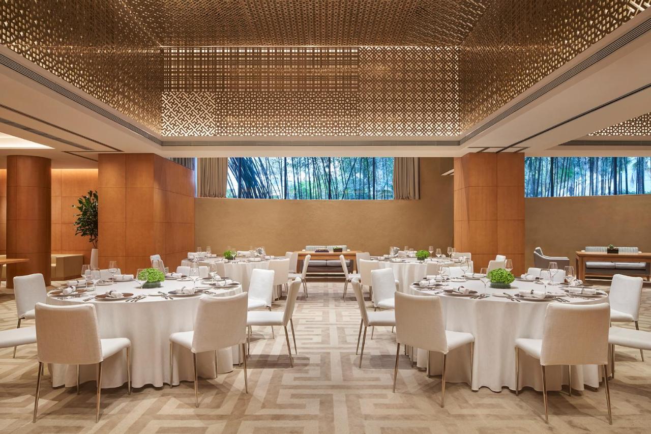 Отель Hyatt Regency Metropolitan Чунцин Экстерьер фото