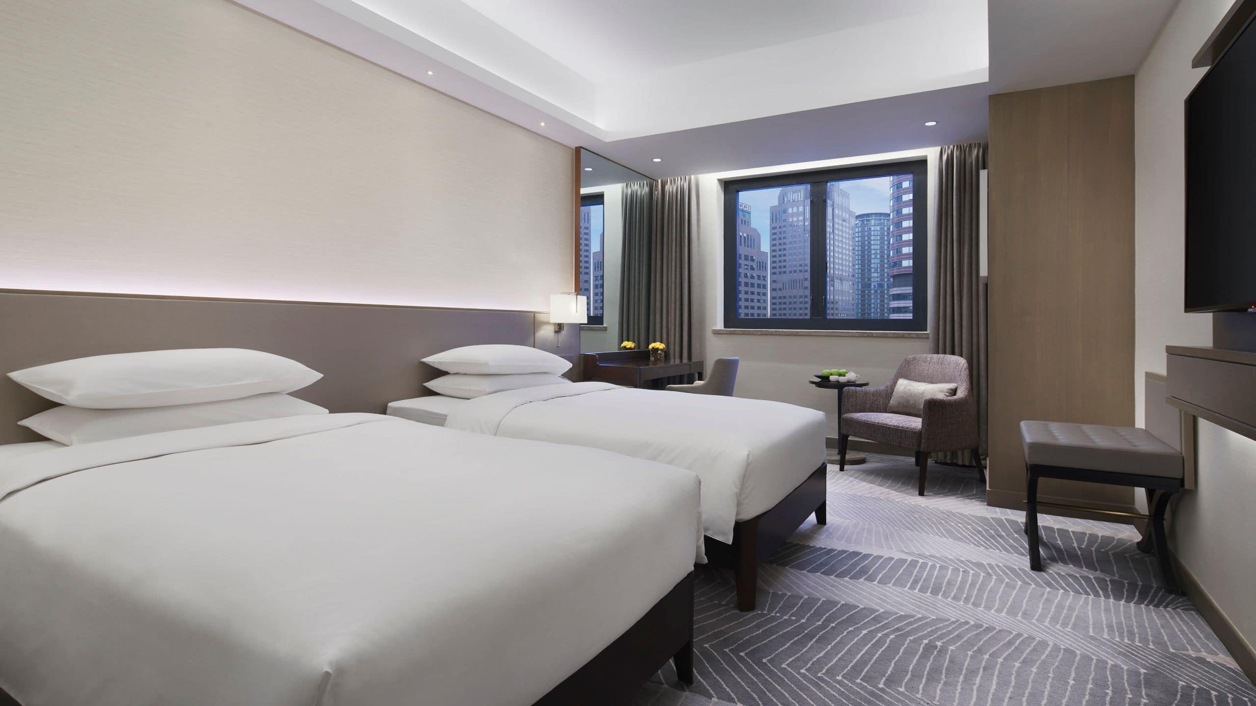 Отель Hyatt Regency Metropolitan Чунцин Экстерьер фото