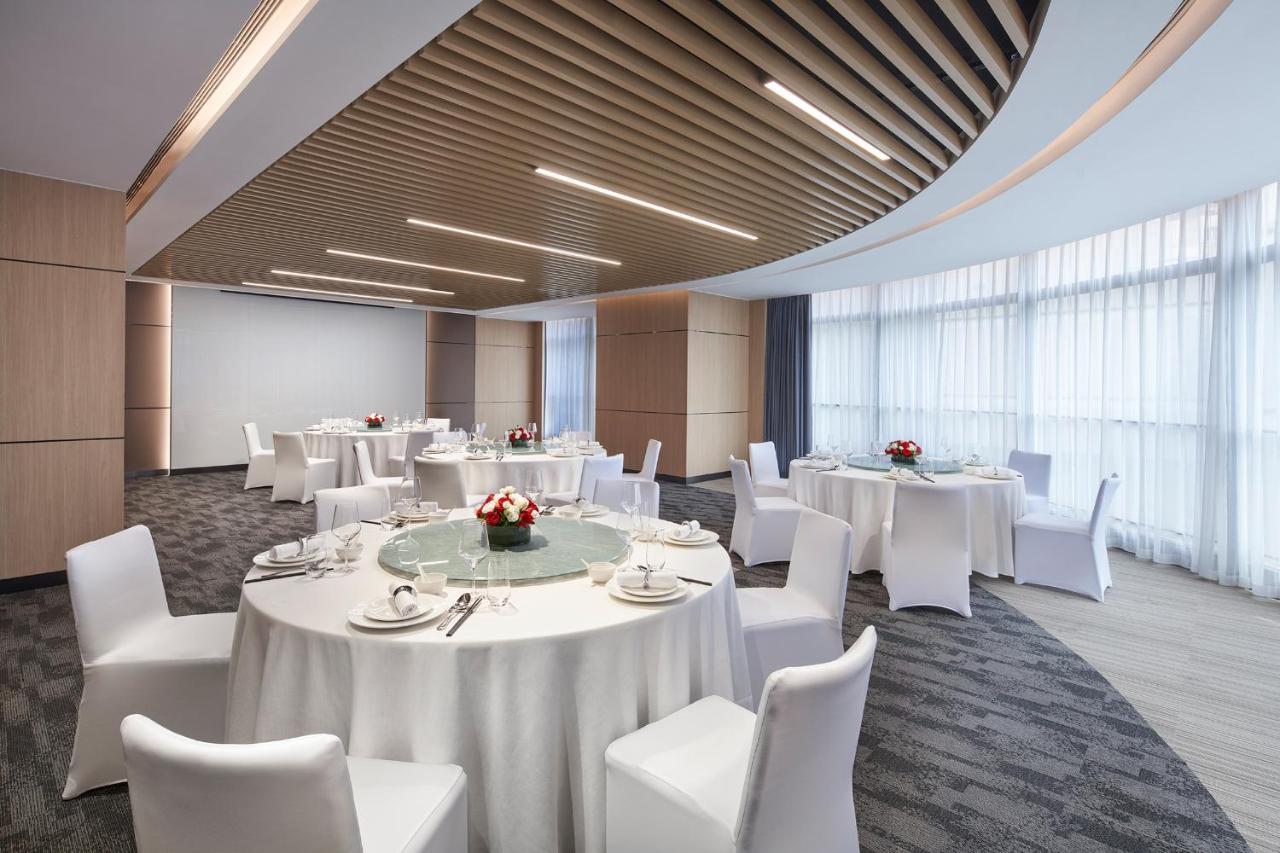 Отель Hyatt Regency Metropolitan Чунцин Экстерьер фото