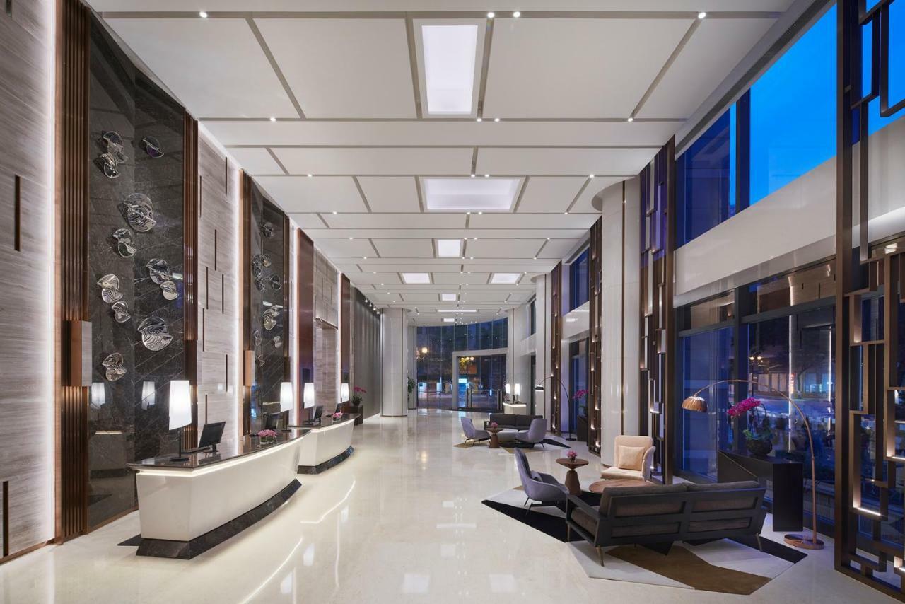Отель Hyatt Regency Metropolitan Чунцин Экстерьер фото